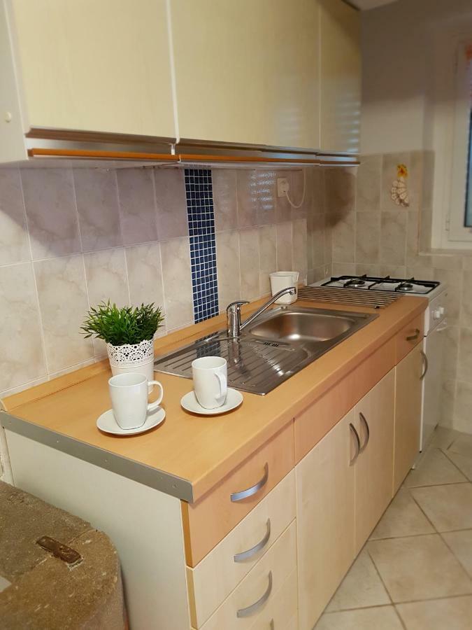 Cres view apartments Extérieur photo
