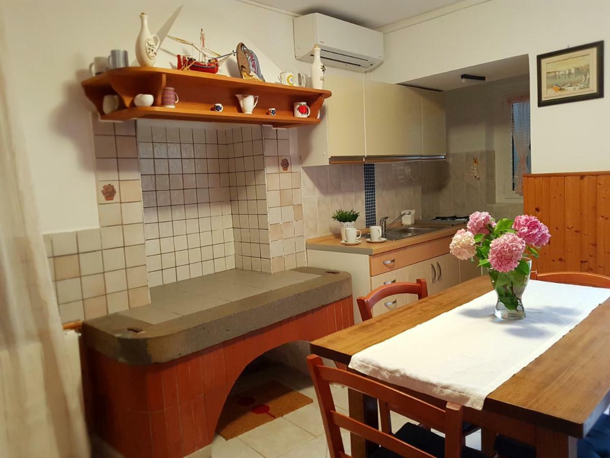 Cres view apartments Extérieur photo